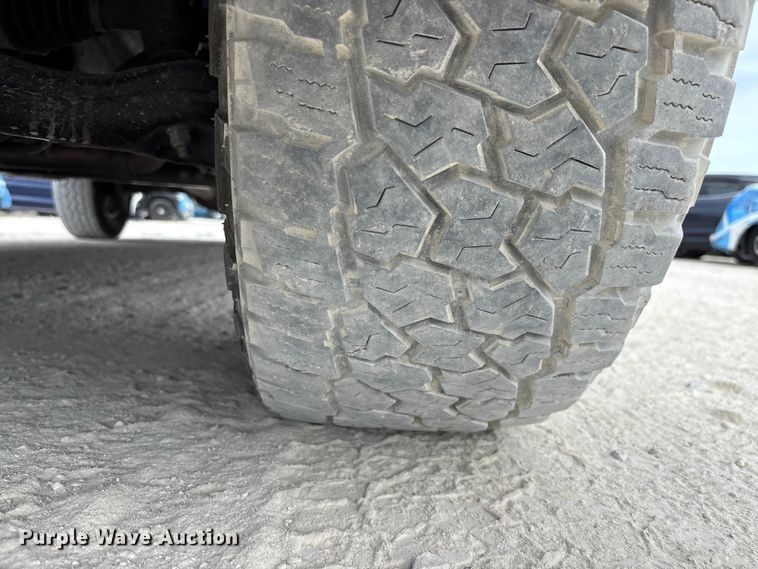 image for item YA3236 2021 Ford F150 Crew Cab pickup truck