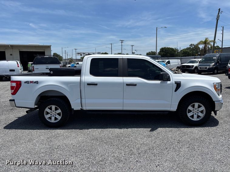 image for item YA3238 2021 Ford F150 Crew Cab pickup truck
