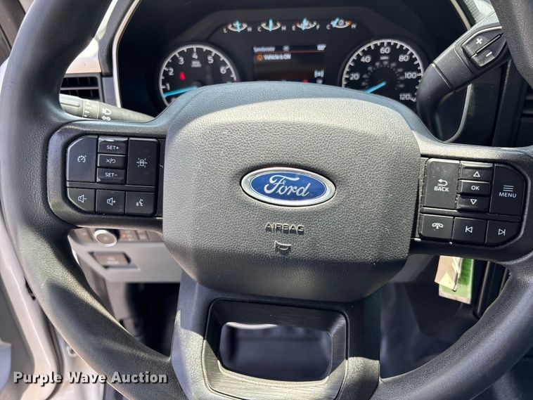 image for item YA3238 2021 Ford F150 Crew Cab pickup truck