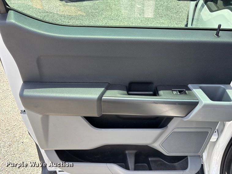 image for item YA3238 2021 Ford F150 Crew Cab pickup truck