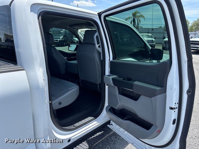 image for item YA3238 2021 Ford F150 Crew Cab pickup truck