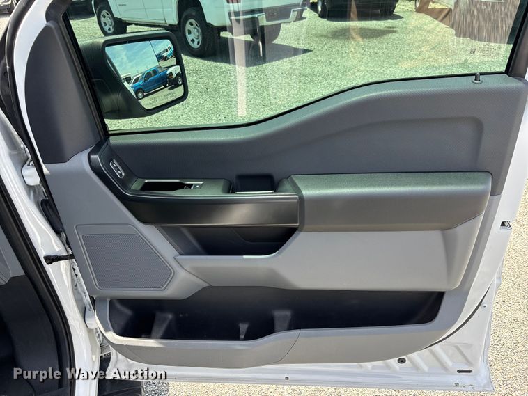 image for item YA3238 2021 Ford F150 Crew Cab pickup truck