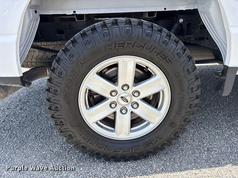 image for item YA3238 2021 Ford F150 Crew Cab pickup truck