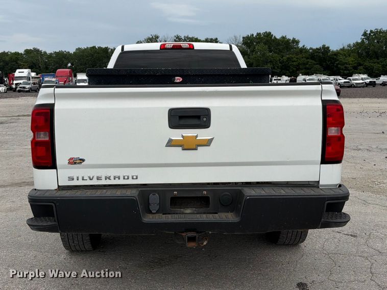 image for item YA3288 2016 Chevrolet Silverado 1500 pickup truck