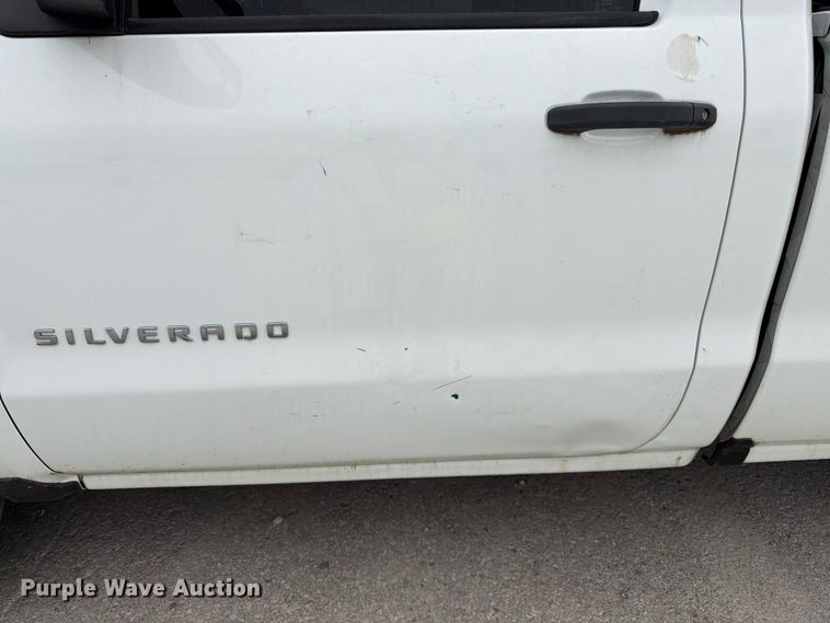 image for item YA3288 2016 Chevrolet Silverado 1500 pickup truck