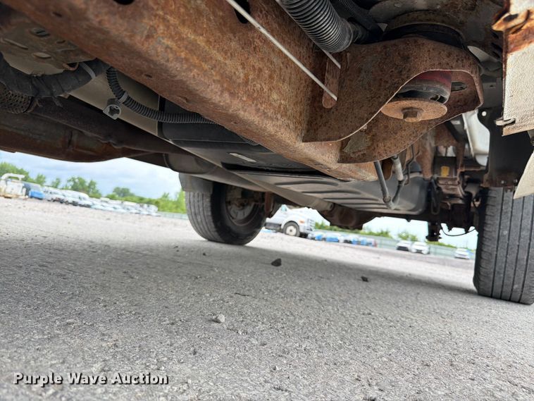 image for item YA3288 2016 Chevrolet Silverado 1500 pickup truck