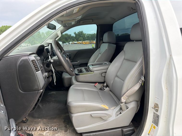 image for item YA3288 2016 Chevrolet Silverado 1500 pickup truck