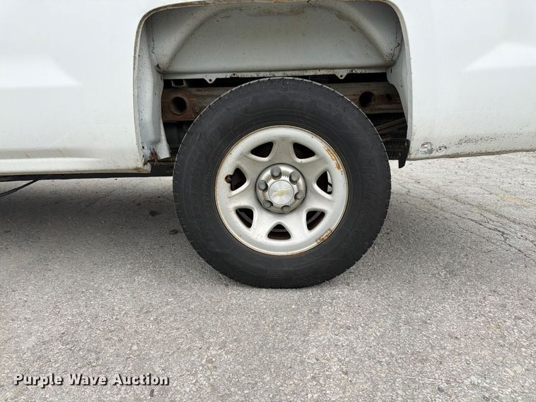 image for item YA3288 2016 Chevrolet Silverado 1500 pickup truck