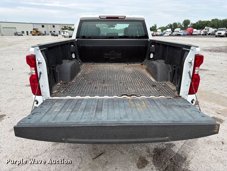 image for item YA3290 2022 Chevrolet Silverado 1500 Ext. Cab pickup truck
