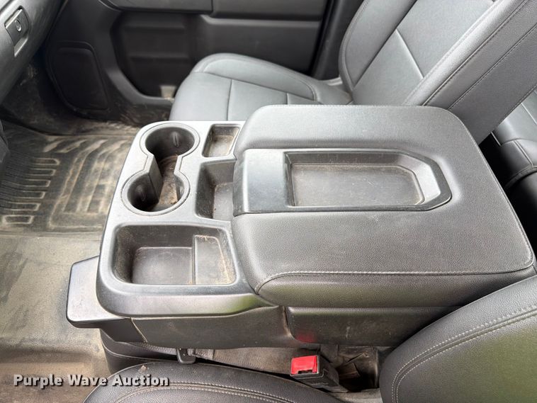 image for item YA3290 2022 Chevrolet Silverado 1500 Ext. Cab pickup truck