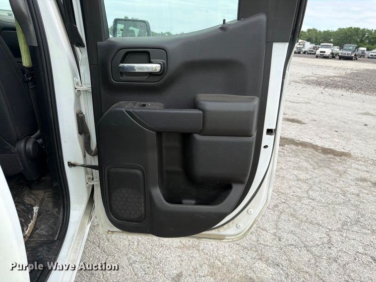 image for item YA3290 2022 Chevrolet Silverado 1500 Ext. Cab pickup truck
