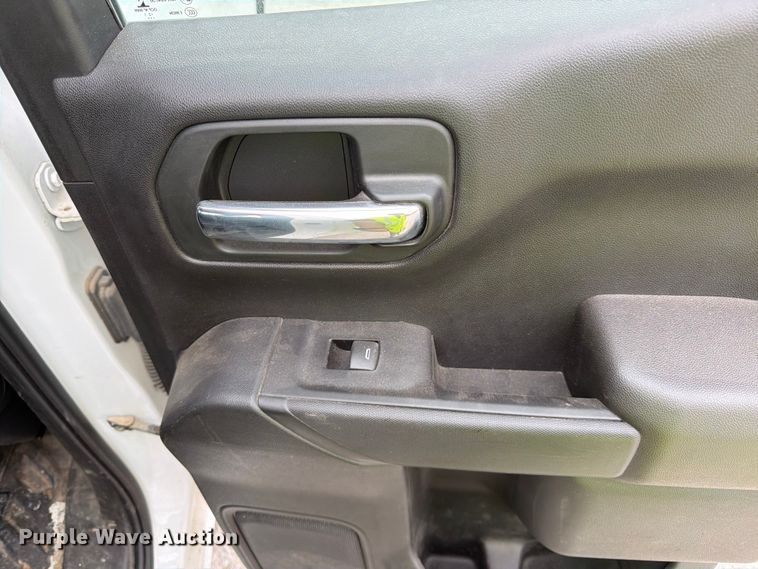 image for item YA3290 2022 Chevrolet Silverado 1500 Ext. Cab pickup truck