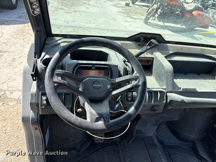 image for item YA3366 2020 Can-Am Defender utility vehicle
