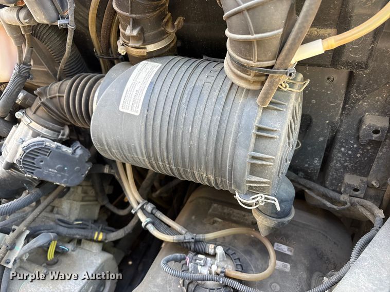 image for item YA3366 2020 Can-Am Defender utility vehicle
