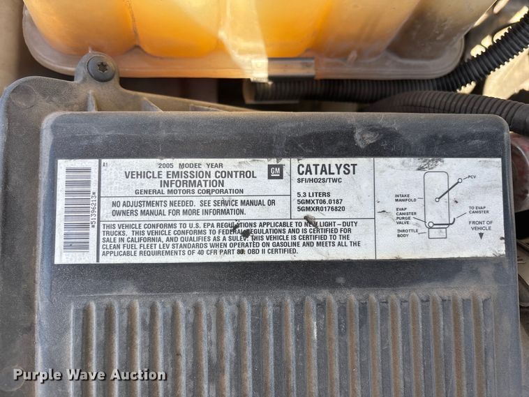 image for item YA3461 2005 GMC Sierra 1500 Crew Cab pickup truck