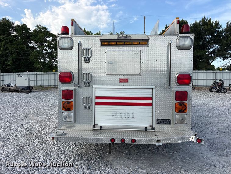image for item YA3547 2001 Hendrickson Mobile Equipment pumper fire truck