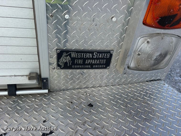 image for item YA3547 2001 Hendrickson Mobile Equipment pumper fire truck