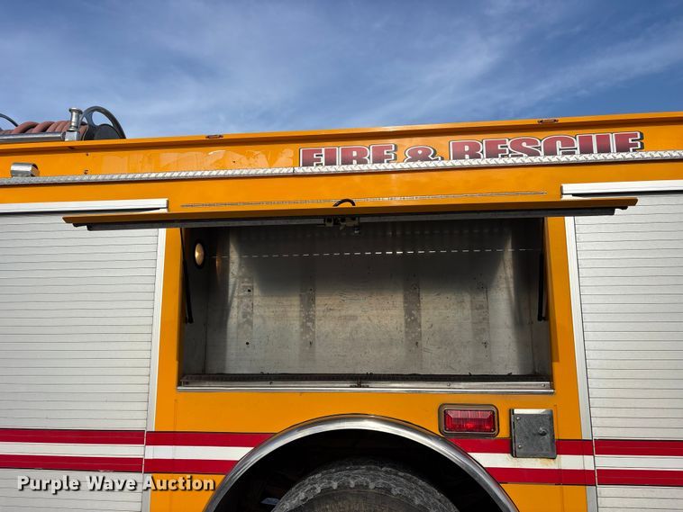 image for item YA3547 2001 Hendrickson Mobile Equipment pumper fire truck