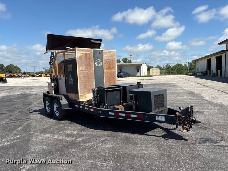 image for item DO5240 2010 KM T2 asphalt recycler