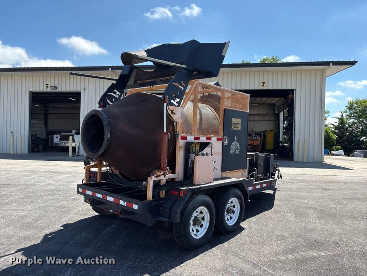 image for item DO5240 2010 KM T2 asphalt recycler