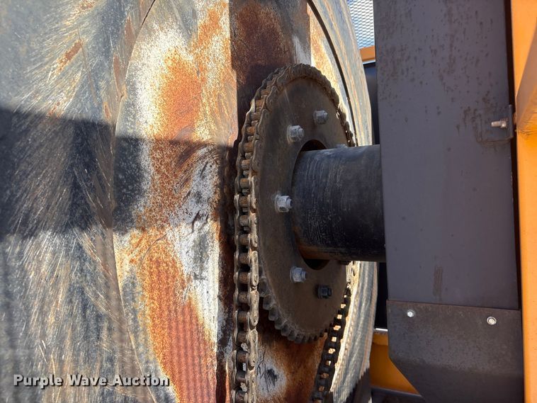 image for item DO5240 2010 KM T2 asphalt recycler
