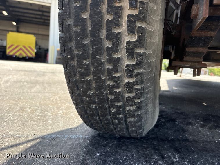 image for item DO5240 2010 KM T2 asphalt recycler