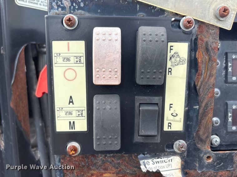 image for item DO5241 2015 Cimline Magma 150 melter applicator