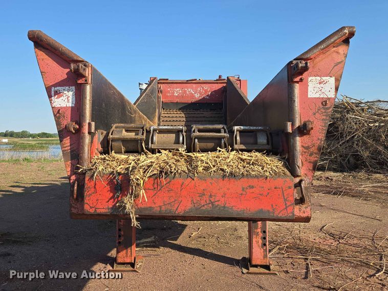 image for item DP8923 Morbark Woodhog 4600 wood chipper