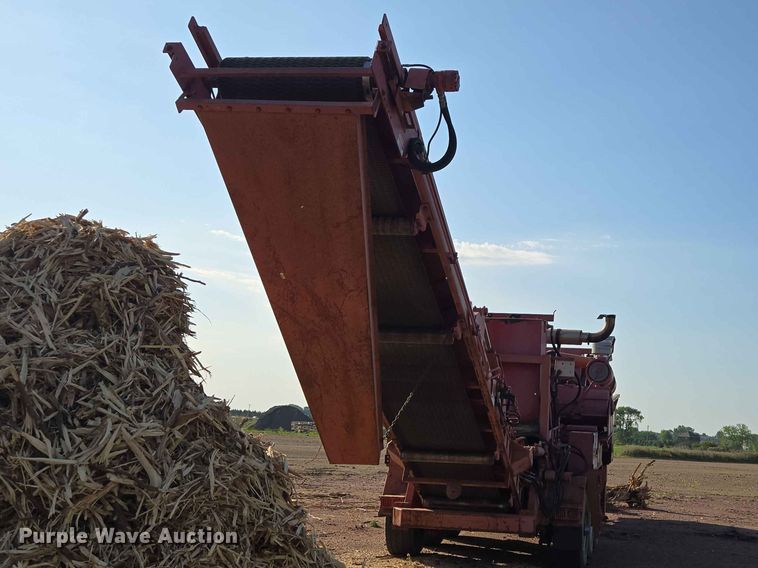 image for item DP8923 Morbark Woodhog 4600 wood chipper