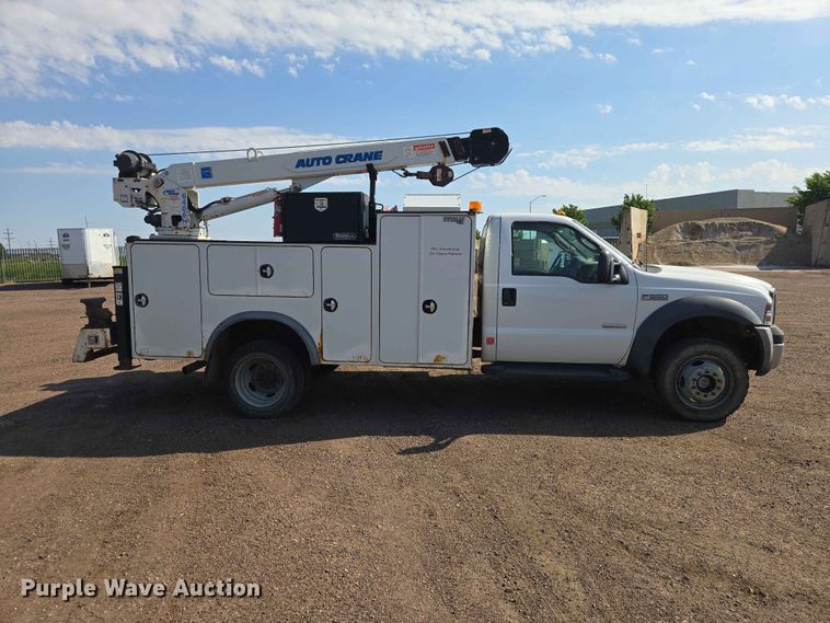 image for item DP8924 2007 Ford F550 XL Super Duty utility / service truck