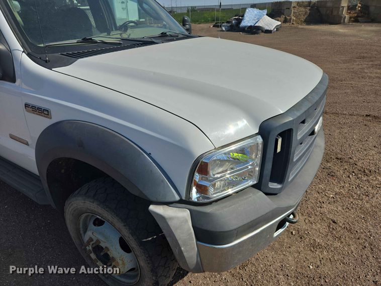 image for item DP8924 2007 Ford F550 XL Super Duty utility / service truck