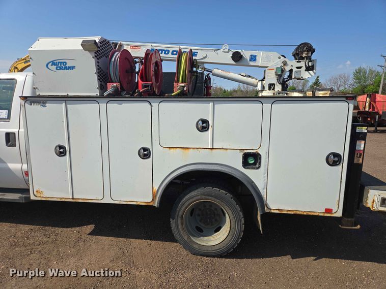 image for item DP8924 2007 Ford F550 XL Super Duty utility / service truck