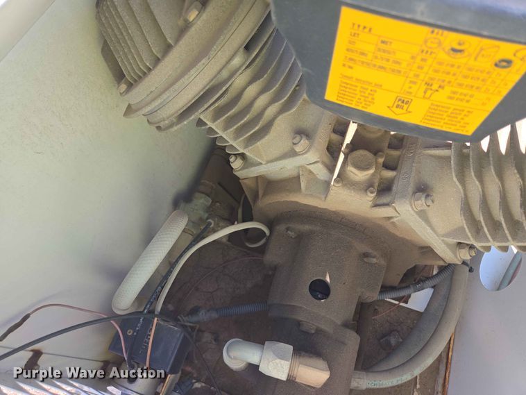 image for item DP8924 2007 Ford F550 XL Super Duty utility / service truck