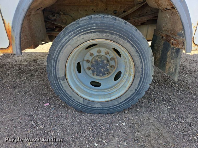 image for item DP8924 2007 Ford F550 XL Super Duty utility / service truck