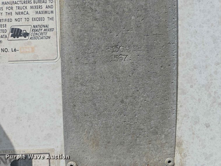 image for item DP8926 2006 Peterbilt 357 ready mix truck