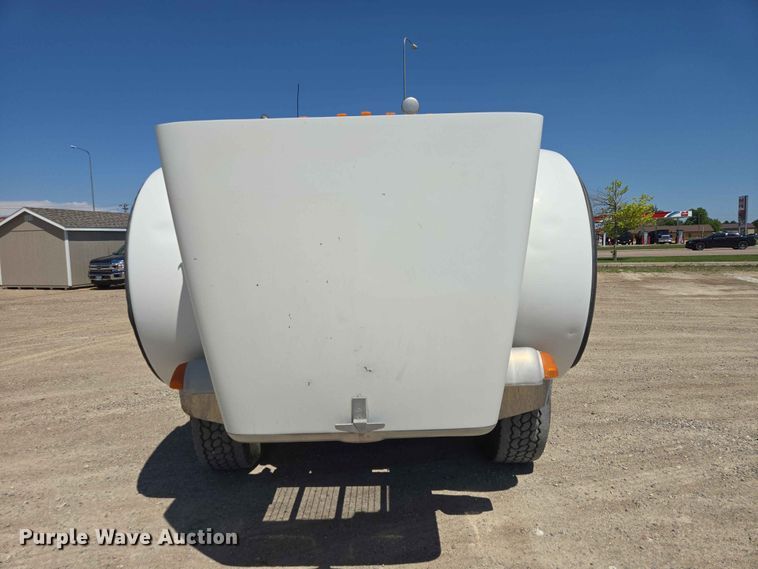 image for item DP8926 2006 Peterbilt 357 ready mix truck