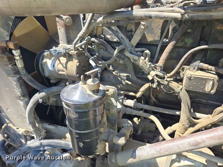 image for item DP8926 2006 Peterbilt 357 ready mix truck