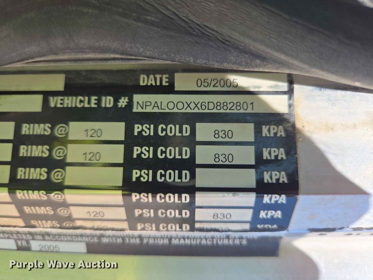 image for item DP8926 2006 Peterbilt 357 ready mix truck