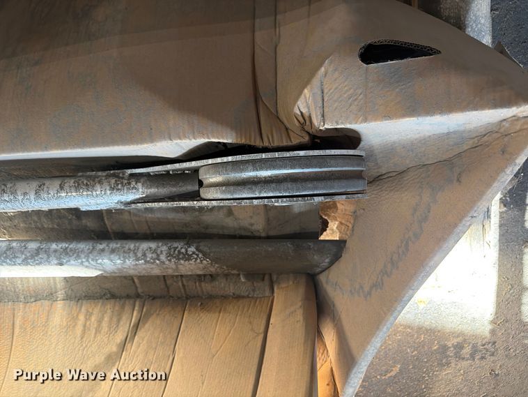 image for item DQ7776 Aeroforce Sliding Pivot roll tarp