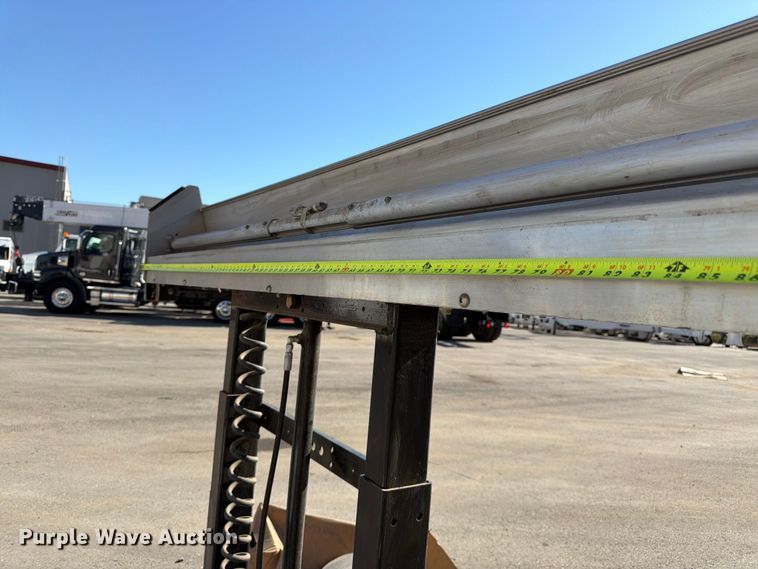 image for item DQ7776 Aeroforce Sliding Pivot roll tarp