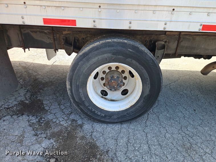 image for item DQ7790 2004 Kenworth T300 box truck