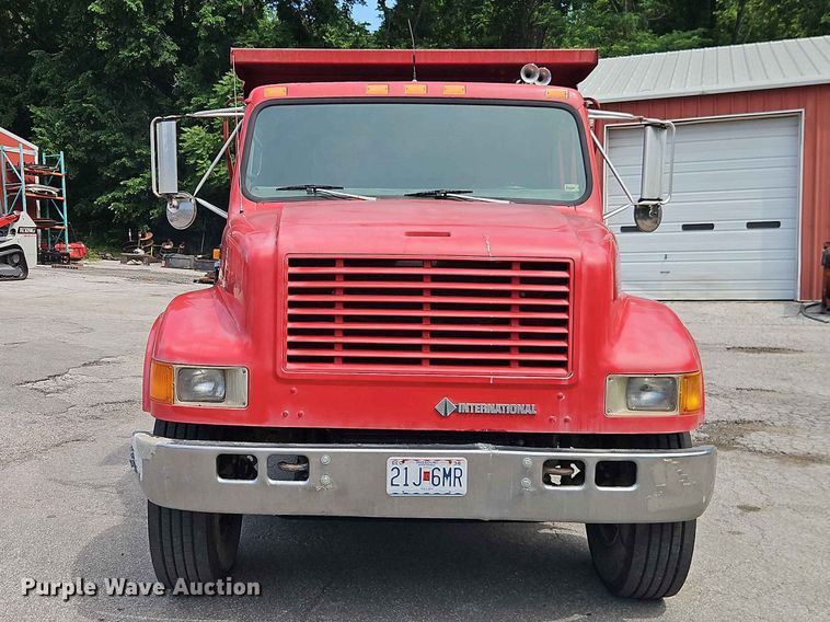 image for item DQ7791 1993 International 4900 dump truck