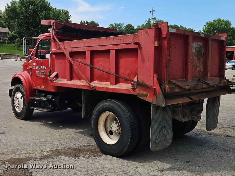 image for item DQ7791 1993 International 4900 dump truck