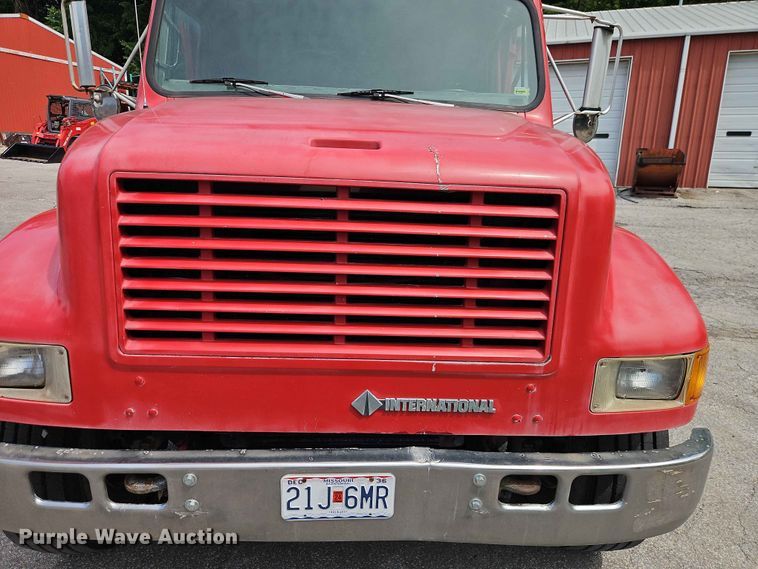 image for item DQ7791 1993 International 4900 dump truck