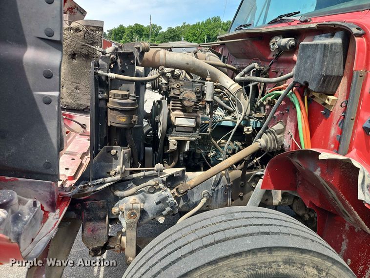 image for item DQ7791 1993 International 4900 dump truck