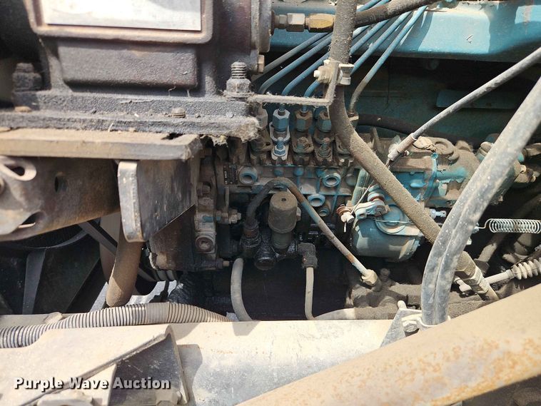 image for item DQ7791 1993 International 4900 dump truck