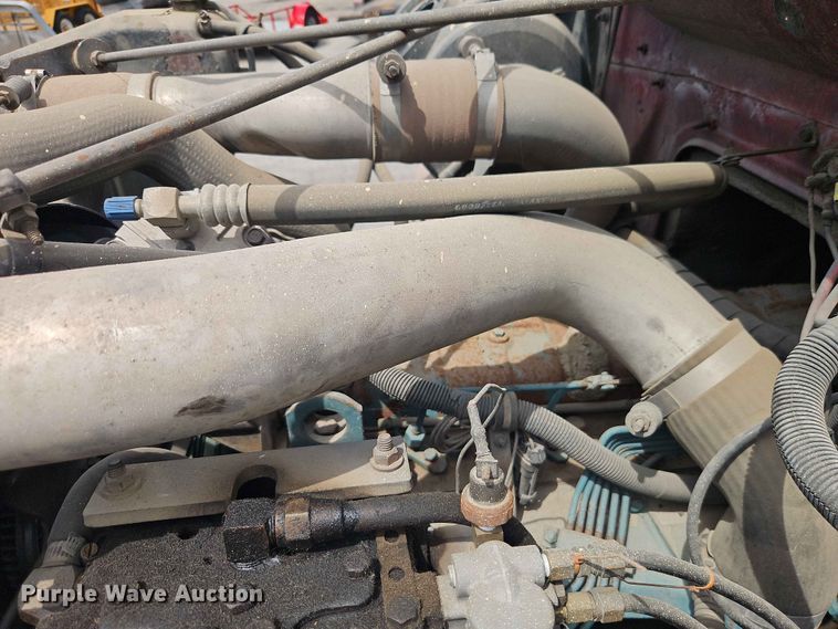 image for item DQ7791 1993 International 4900 dump truck