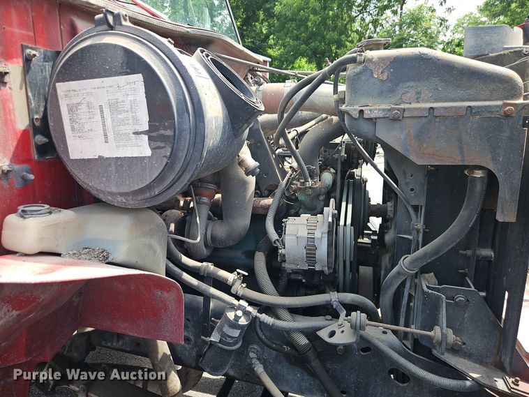 image for item DQ7791 1993 International 4900 dump truck