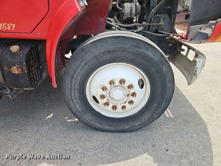 image for item DQ7791 1993 International 4900 dump truck