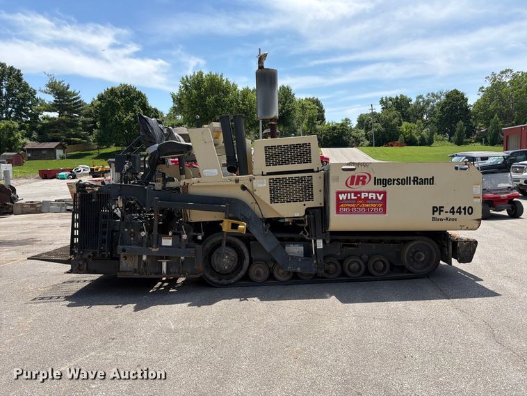 image for item DQ7792 Ingersoll-Rand PF-4410 paver